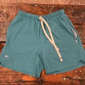 Fabletics XS 5” Men’s shorts teal